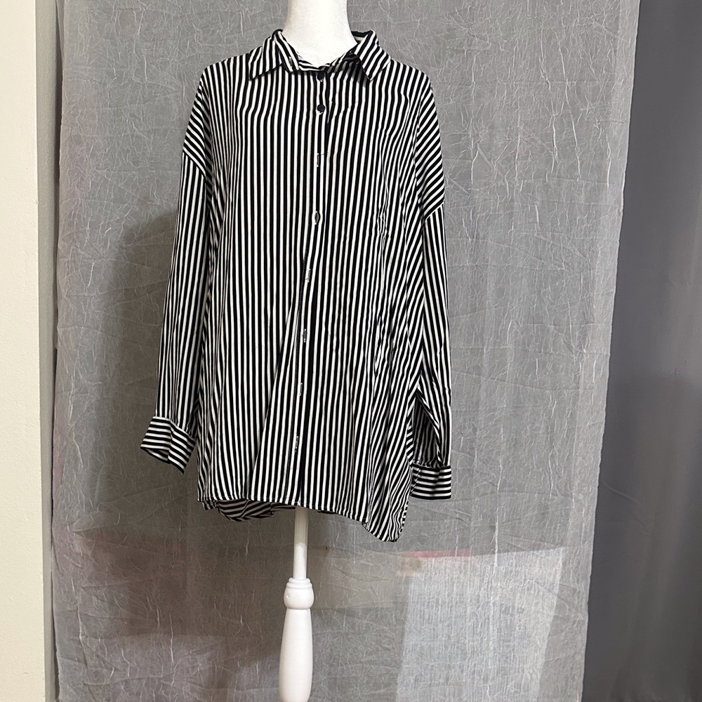 Black and White Striped Women's Top